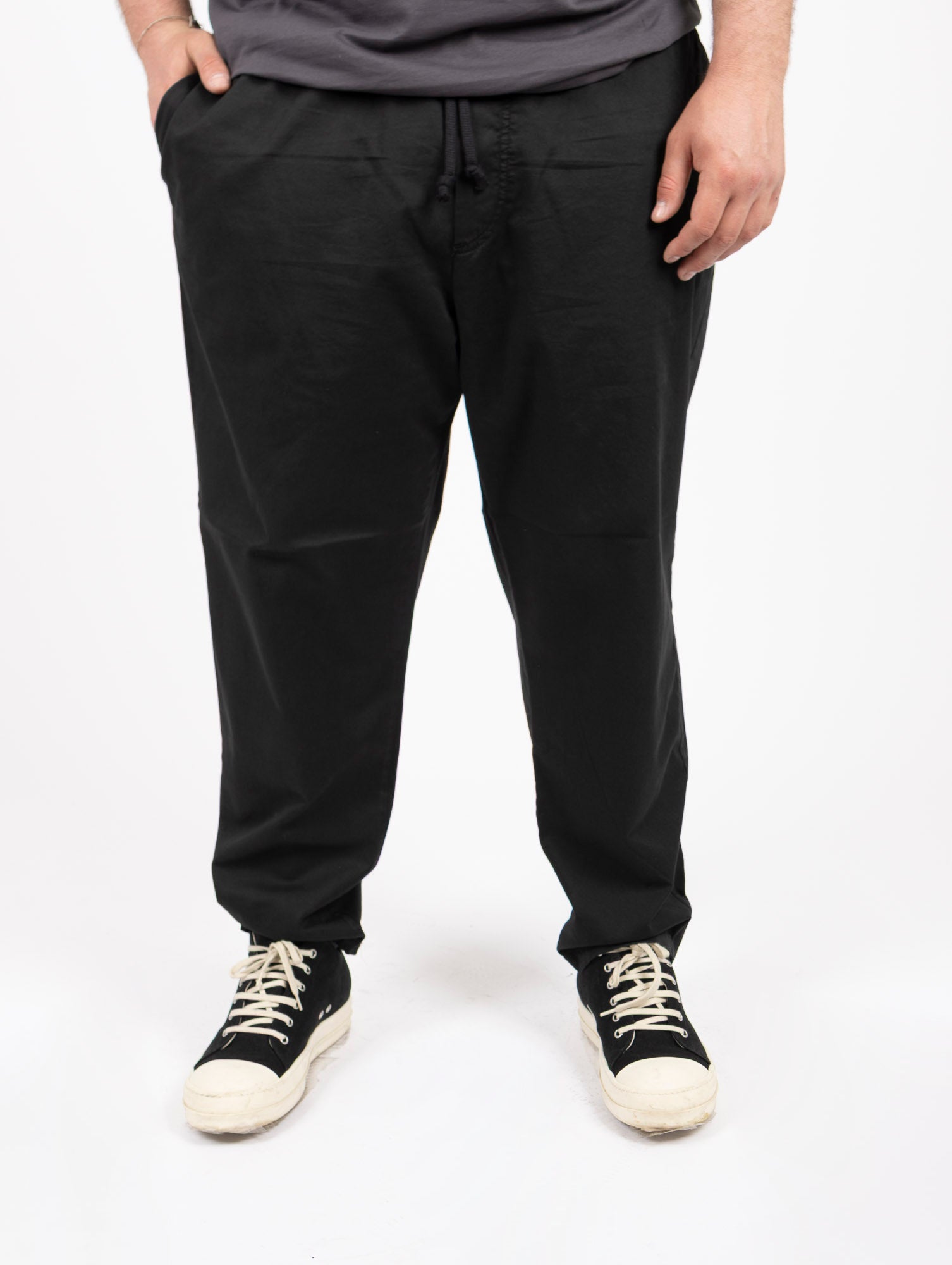 Pantalone Comfy Neri in Gabardina con Molla in Vita Taglie Forti