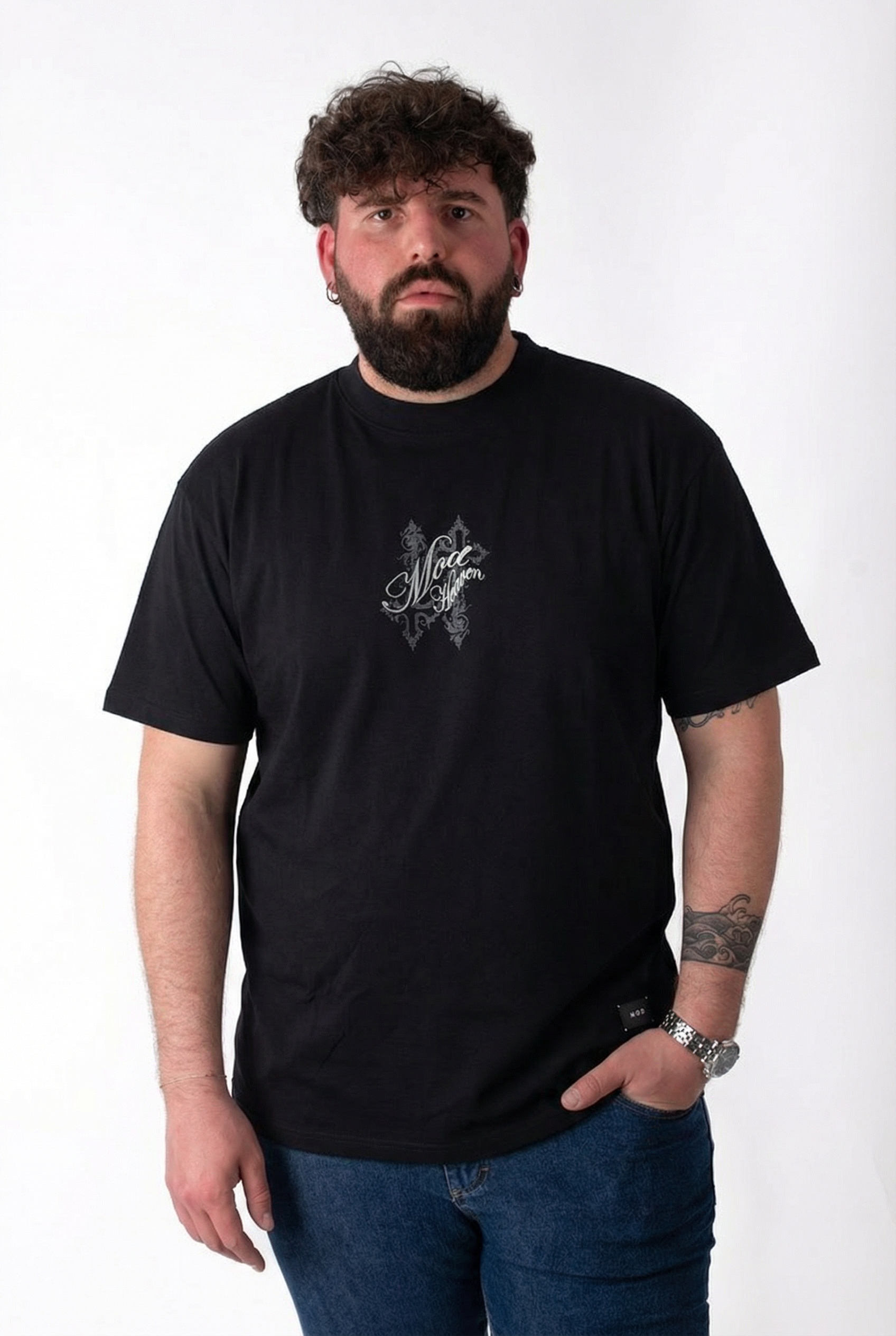 T-Shirt Nera "Modern" Logo Barocco Uomo Taglie Forti