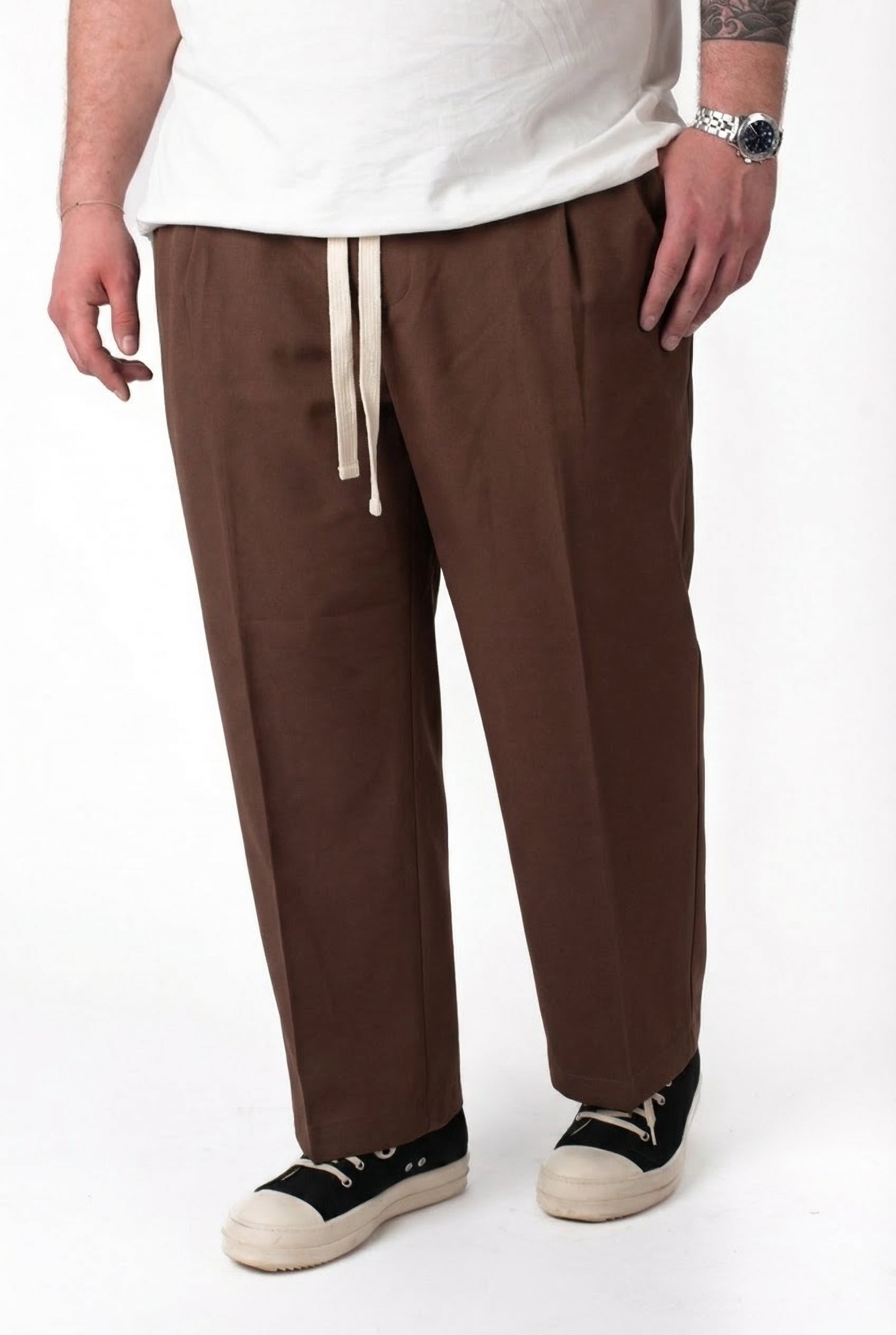 Pantaloni Marroni Leggeri con Bustino in Molla Gamba Larga Uomo Taglie Forti