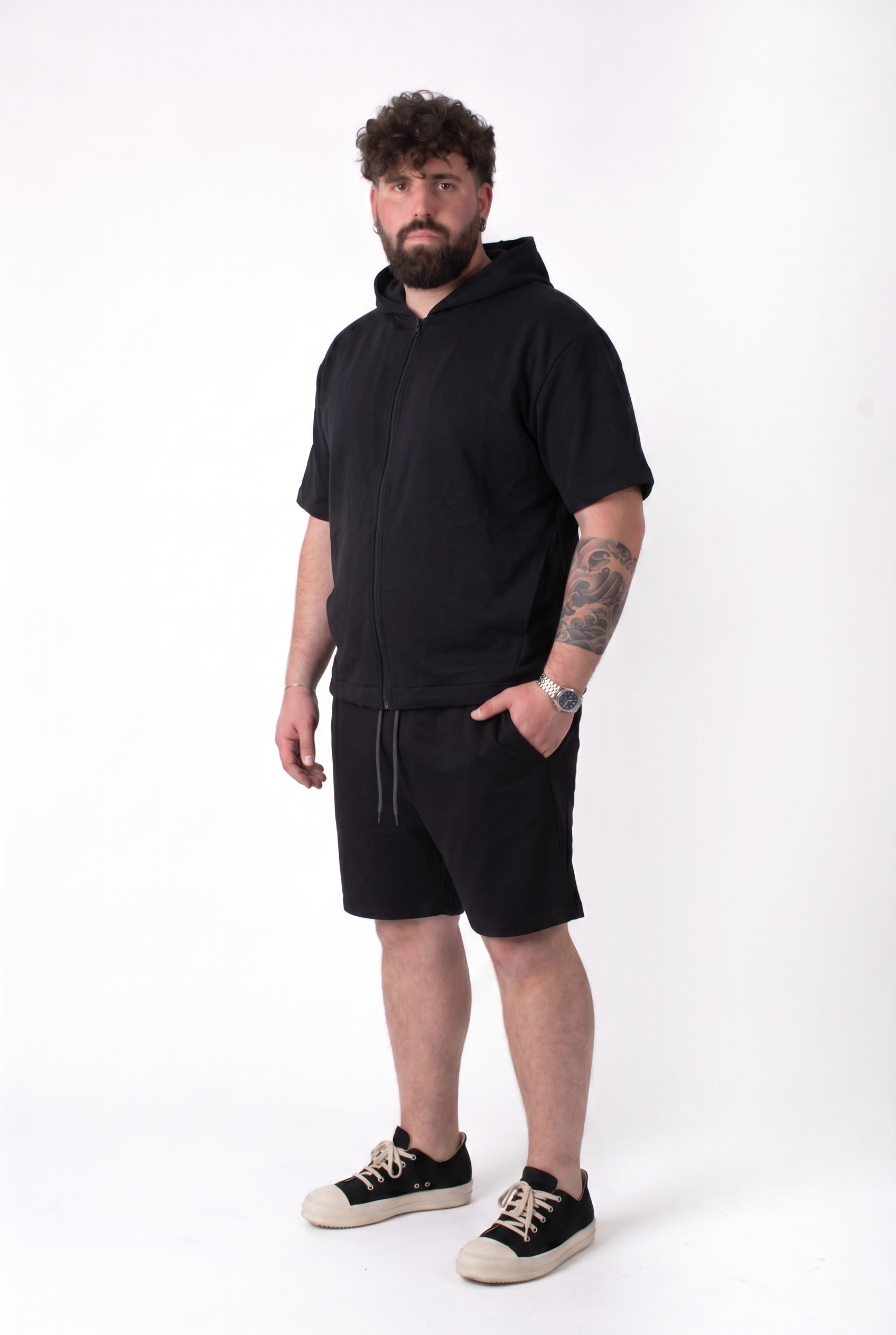 Coordinato Copacabana Nero Maglia con Cappuccio e Bermuda Uomo Taglie Forti