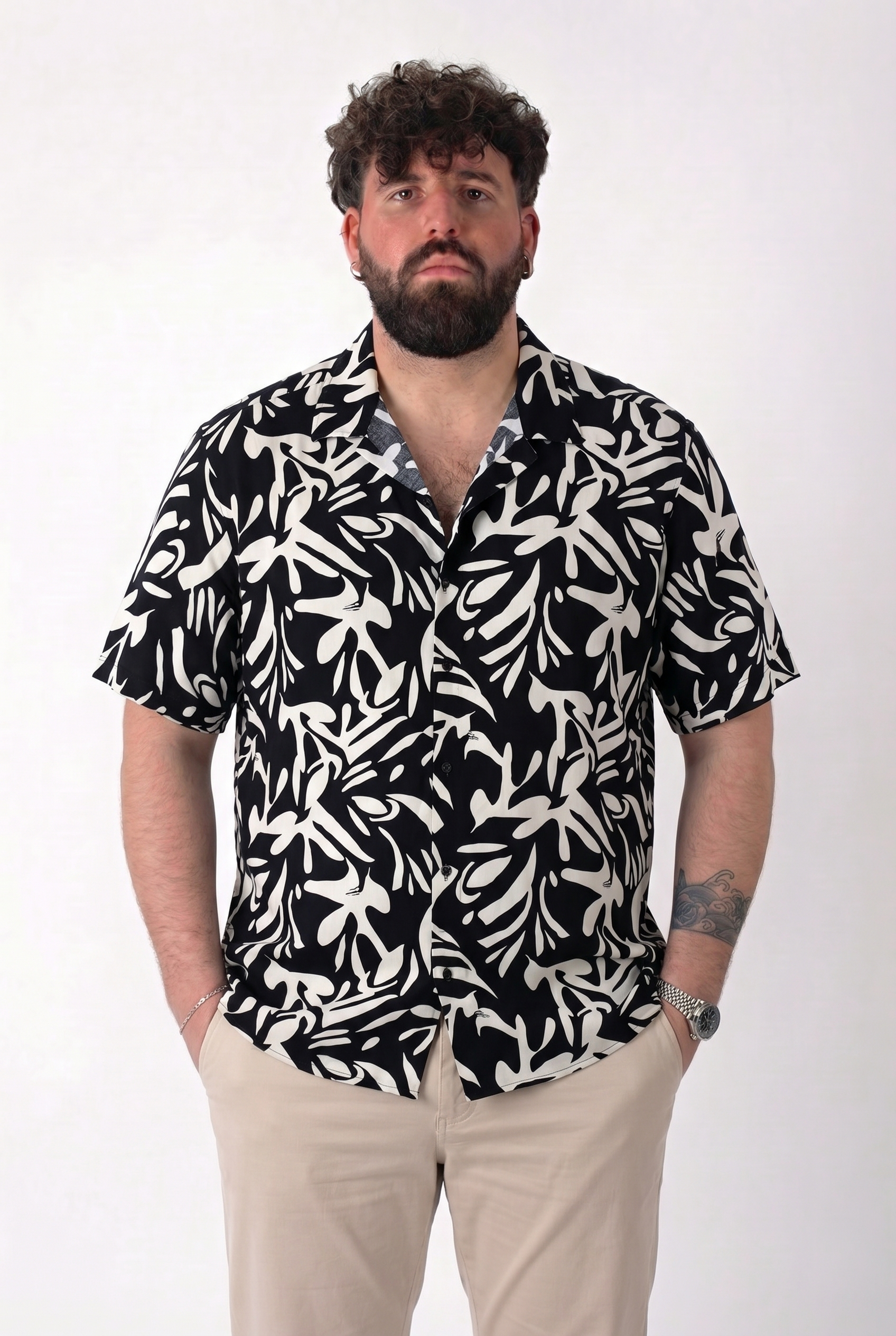 Camicia Bowling Fantasia Foglie Bianche e Nere Uomo Taglie Forti