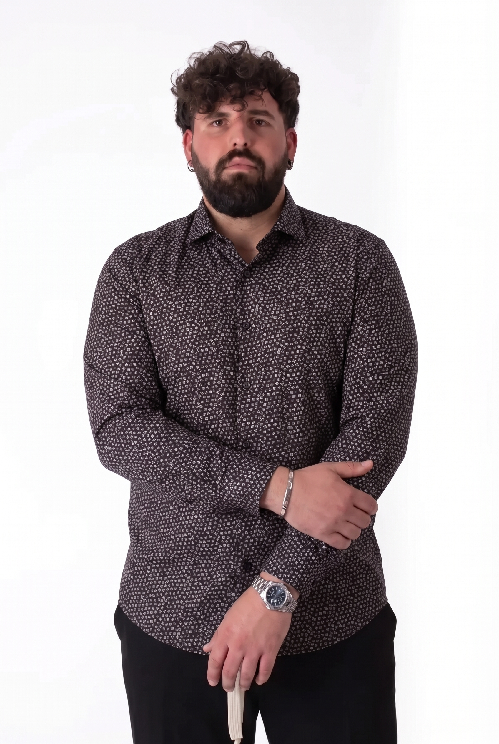 Camicia Fantasia Geometrica Nera e Grigia Colletto Classico Uomo Taglie Forti
